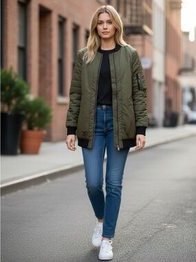 Great deal✨ Forever 21- Exclusive Women Bomber Jacket vert khaki long ajustable